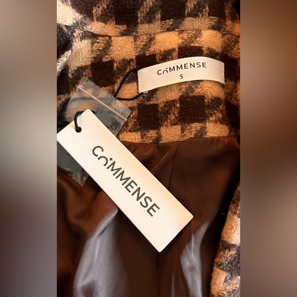 Houndstooth Blazer in Brown and Cream - Picture 11 of 12